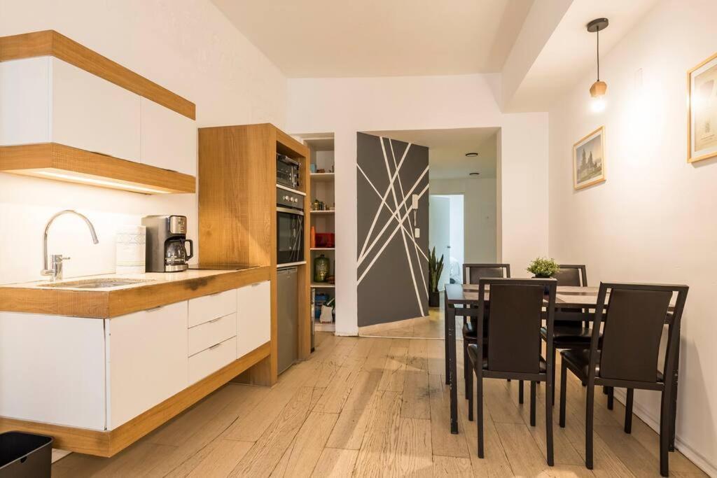 Loft Donceles 6 Cdmx! Apartment Mexico City